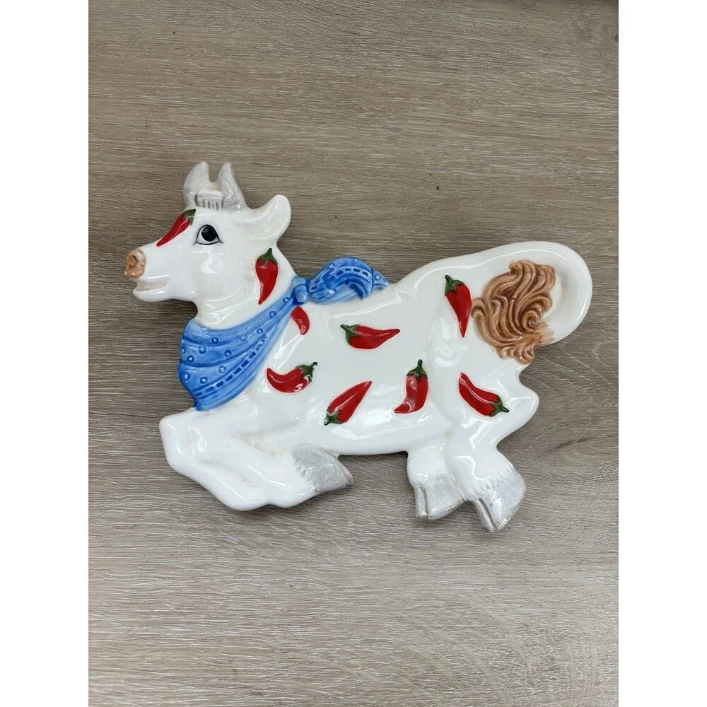 OTAGIRI Vintage Cow Chili Pepper Ceramic Spoon Rest WallHanging Figurine 7